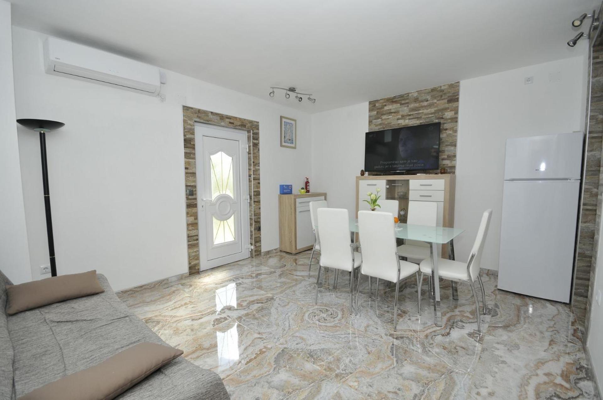 Apartments Ivica Kastela Exterior photo